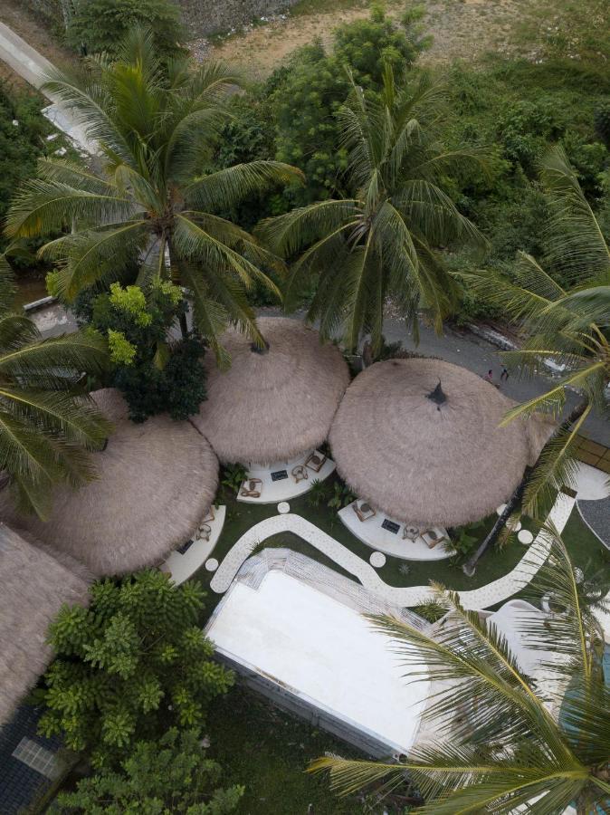 Готель Tiu Oasis Lombok Kuta  Екстер'єр фото